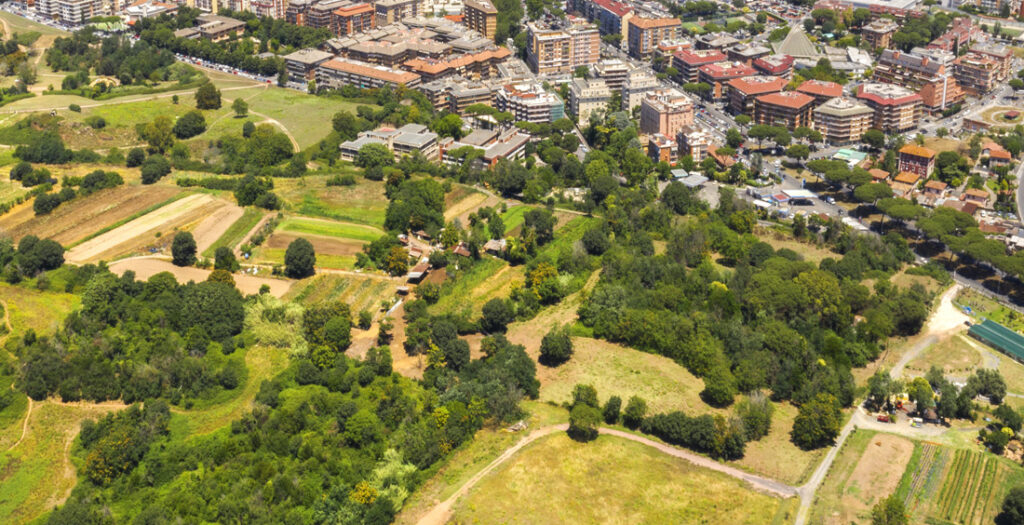 Parco della Caffarella Roma - Foto di Stefano Tammaro da Adobe Stock